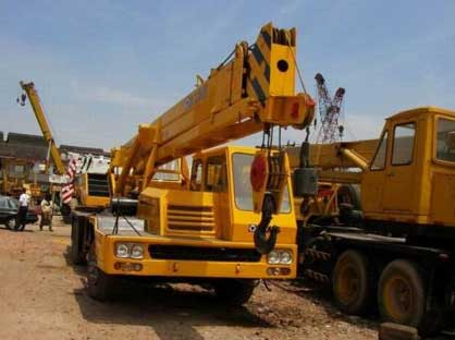 昆明吊裝搬運(yùn)公司 昆明吊裝搬運(yùn)公司